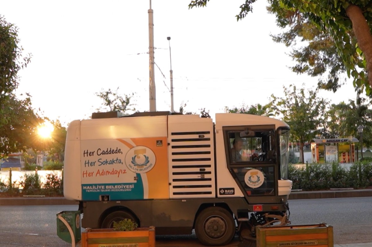BAŞKAN CANPOLAT, HALİLİYE’NİN GÖRÜNMEZ KAHRAMANLARINA DİKKAT ÇEKTİ
