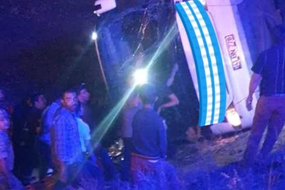 Otobüs Şarampole devrildi 15 Yaralı 