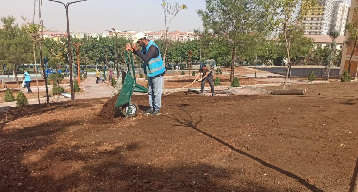 Eyyübiye Yeni Parklarla Yeşilleniyor