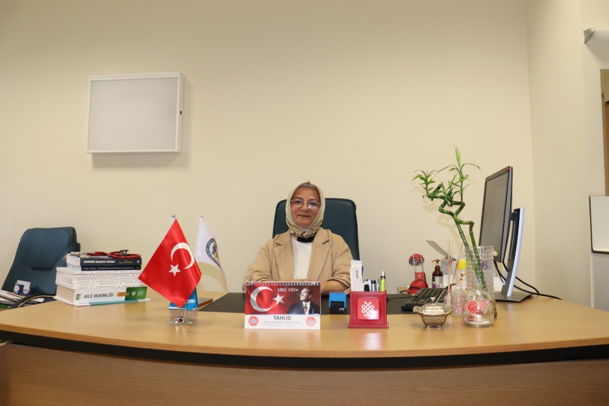  KOÇAKOĞLU: 'ANNE SÜTÜ BEBEĞİN SAĞLIĞI İÇİN SON DERECE ÖNEMLİDİR'   