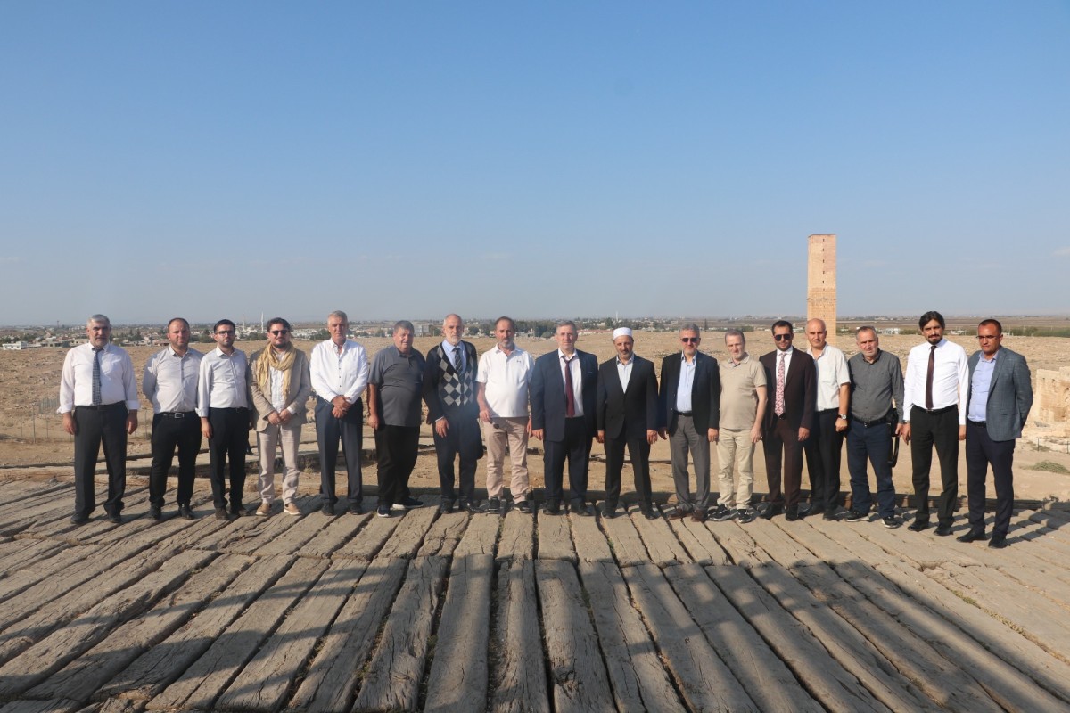 Kosova İslam Birliği Başkanı Naim Terneva Şanlıurfa’da 