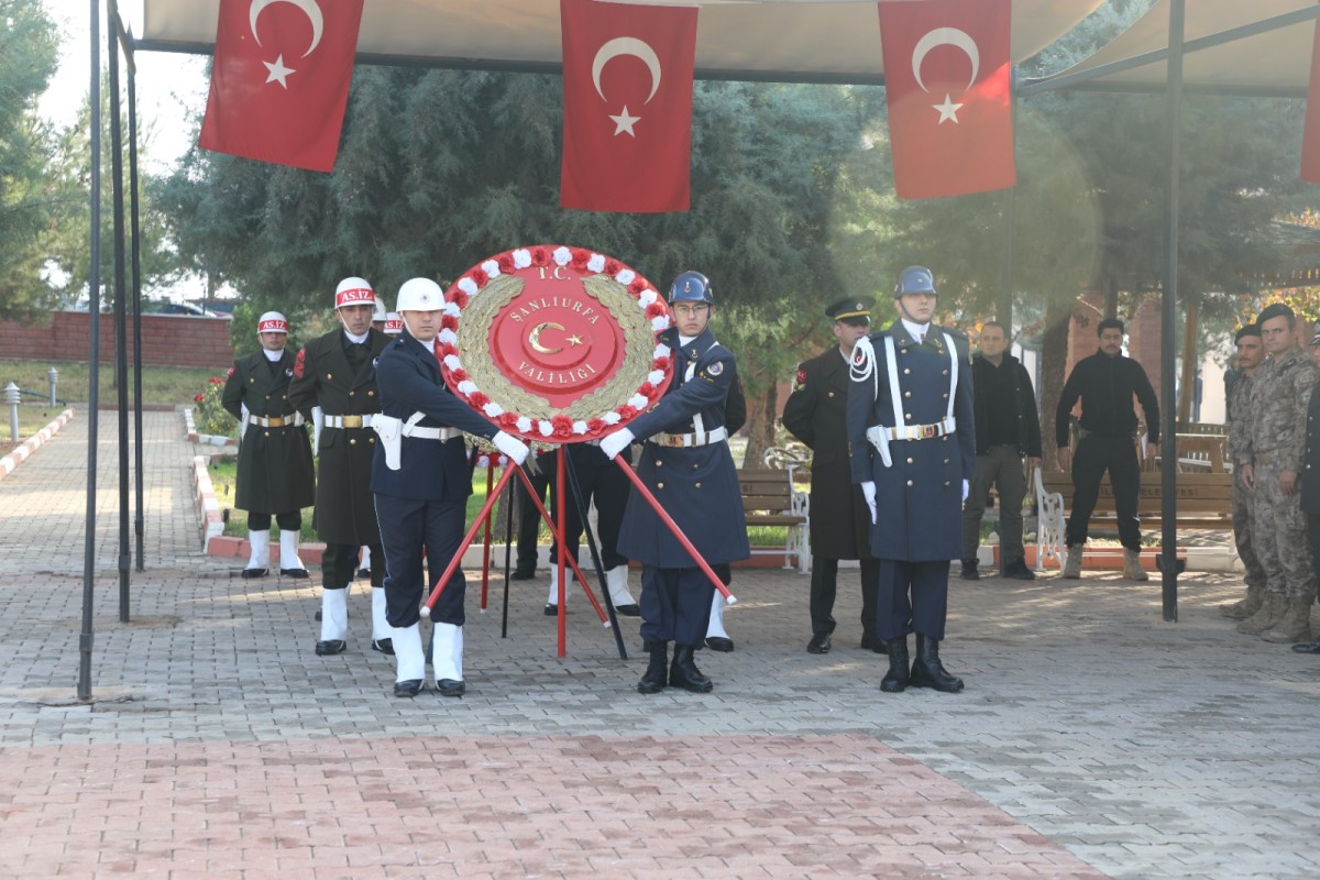 Sirenler Çaldı Hayat Durdu