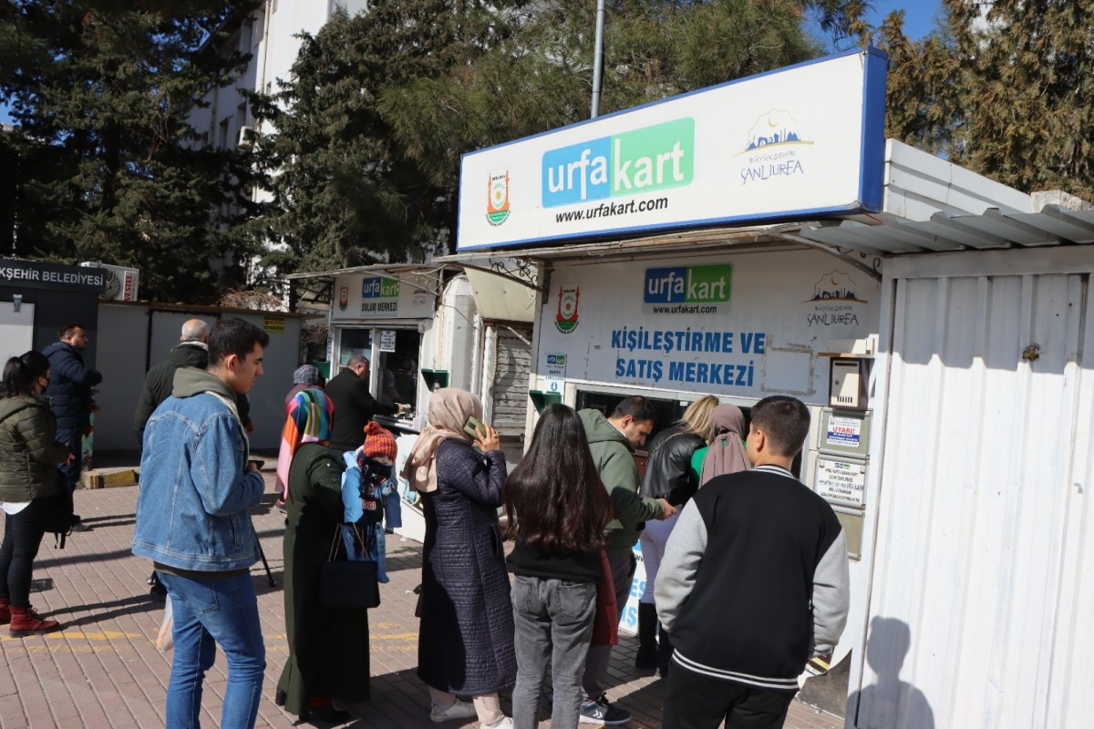 BÜYÜKŞEHİR’DEN ÖĞRENCİLERE BÜYÜK KOLAYLIK, ABONMAN KART BAŞLIYOR