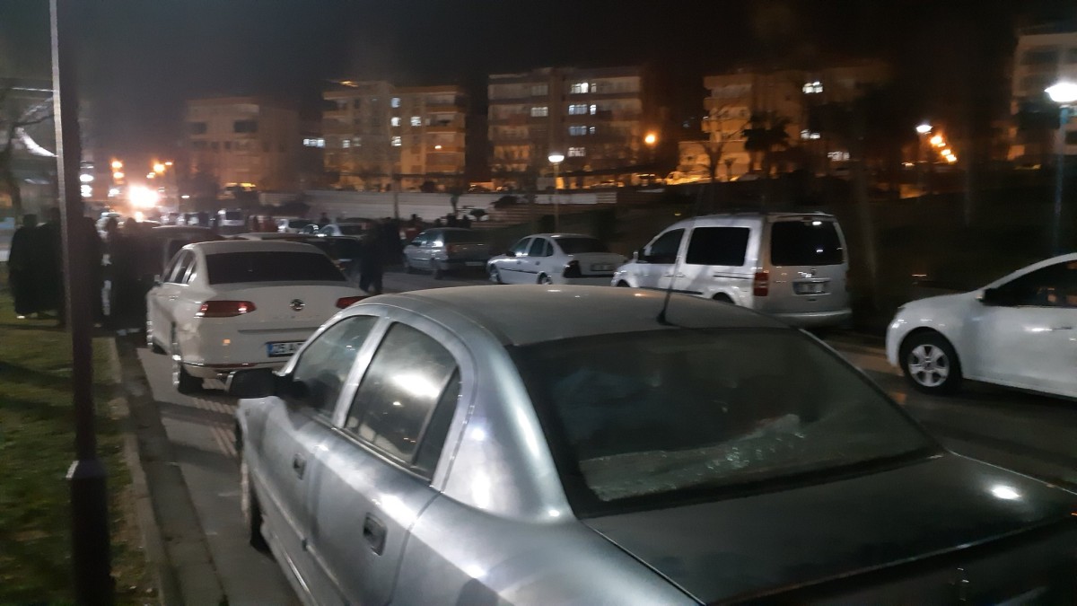 Hatay'daki Deprem Şanlıurfa halkını sokağa döktü 