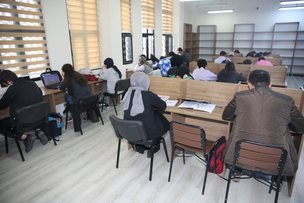 KARAKÖPRÜ OKUMA EVLERİ RAMAZAN AYINDA DA GENÇLERİN HİZMETİNDE