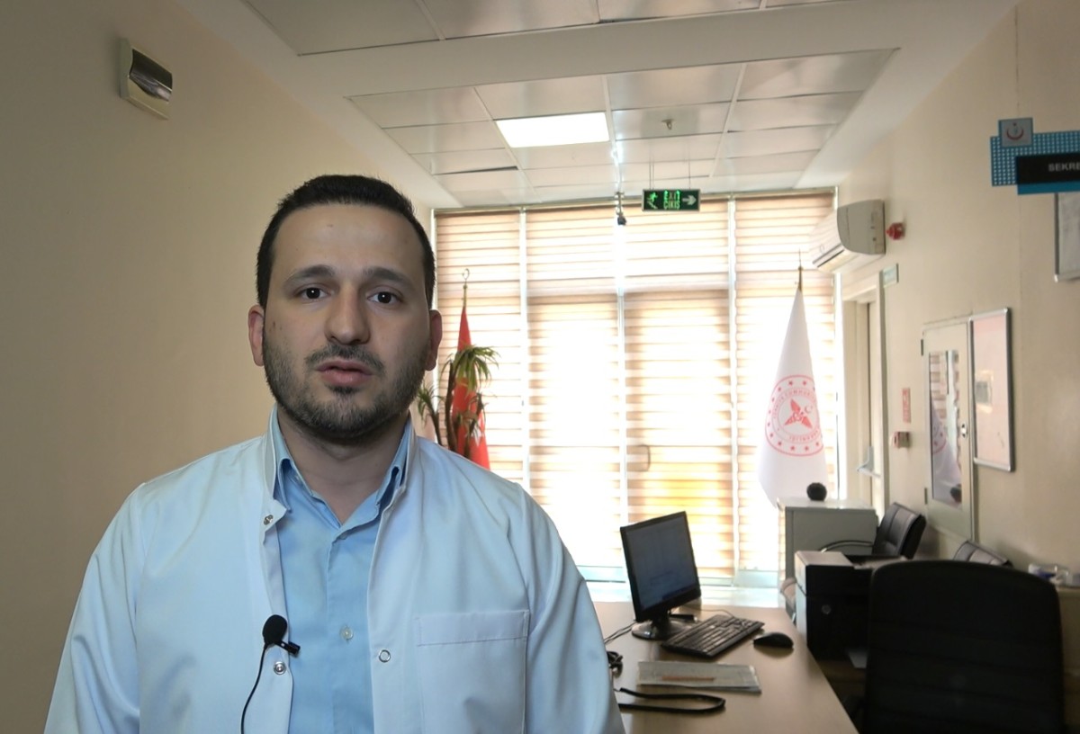 Ramazanda ağız ve diş bakımına önem verilmeli.