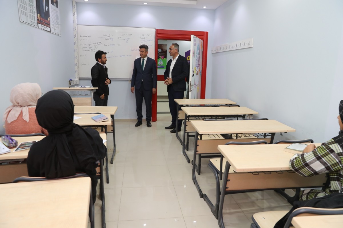 Başkan Kuş, Sınav Merkezleri Projesiyle Gençlerin Kalbini Kazandı
