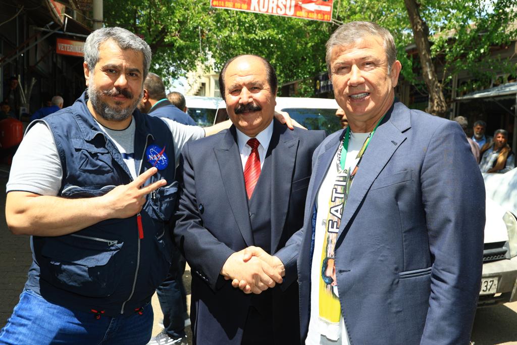 Bucak, bu kez Tanju Çolak ile sahaya indi 