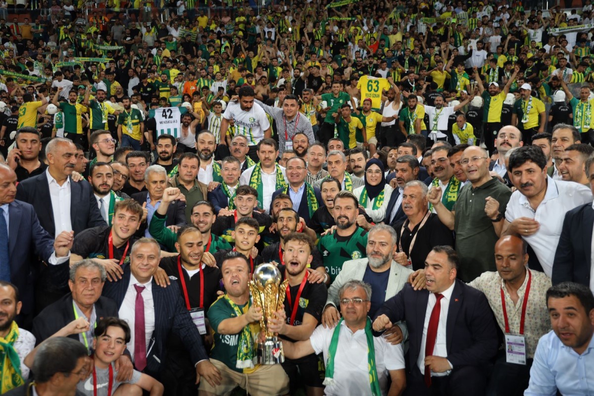 ŞANLI ŞEHRİN TAKIMI MEMLEKETE KUPAYLA DÖNÜYOR