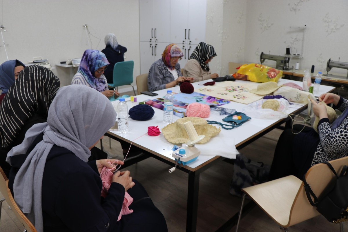 HALİLİYE’DE KADINLARIN ADRESİ HANIMLAR KONAĞI OLUYOR 
