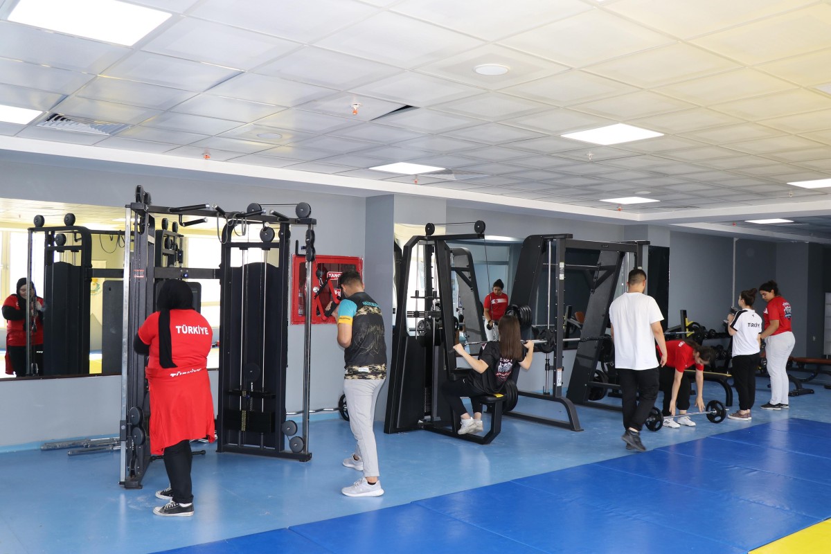 HALİLİYE’DE ŞAMPİYON SPORCULAR YETİŞİYOR