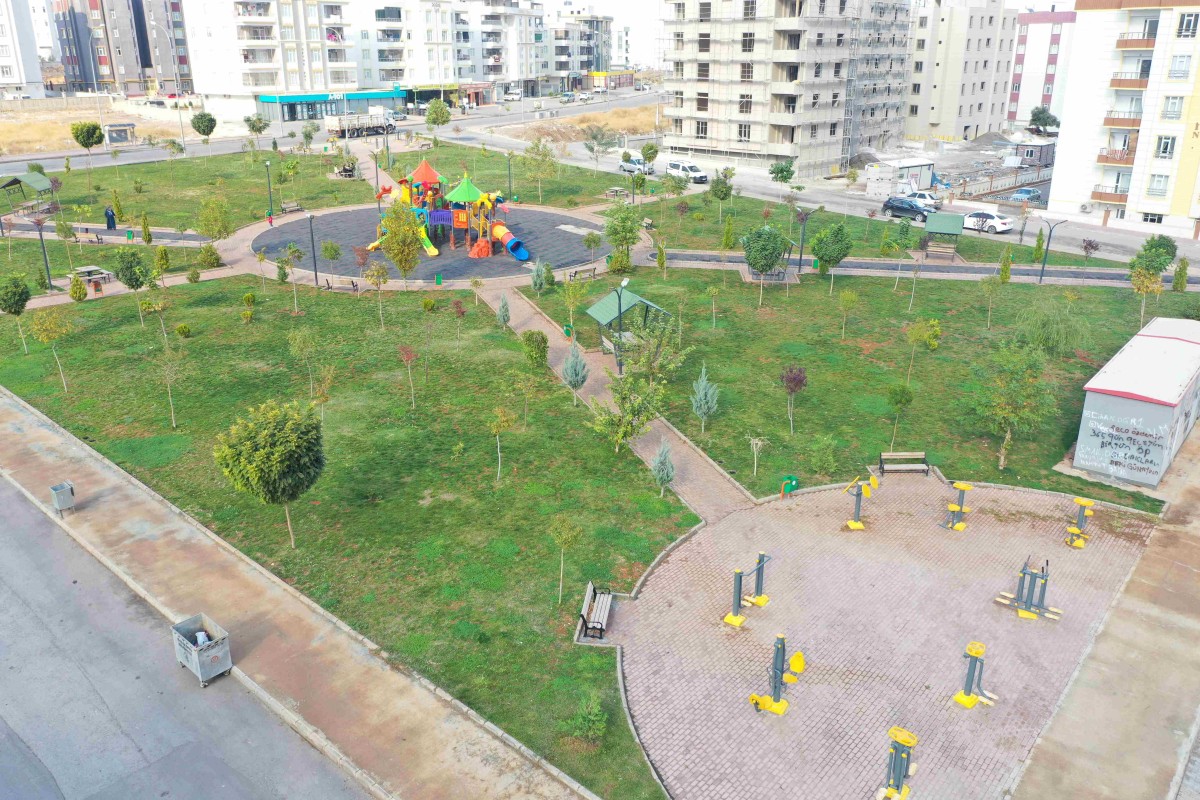 KARAKÖPRÜ'YE BİR YILDA 15 YENİ PARK KAZANDIRILDI