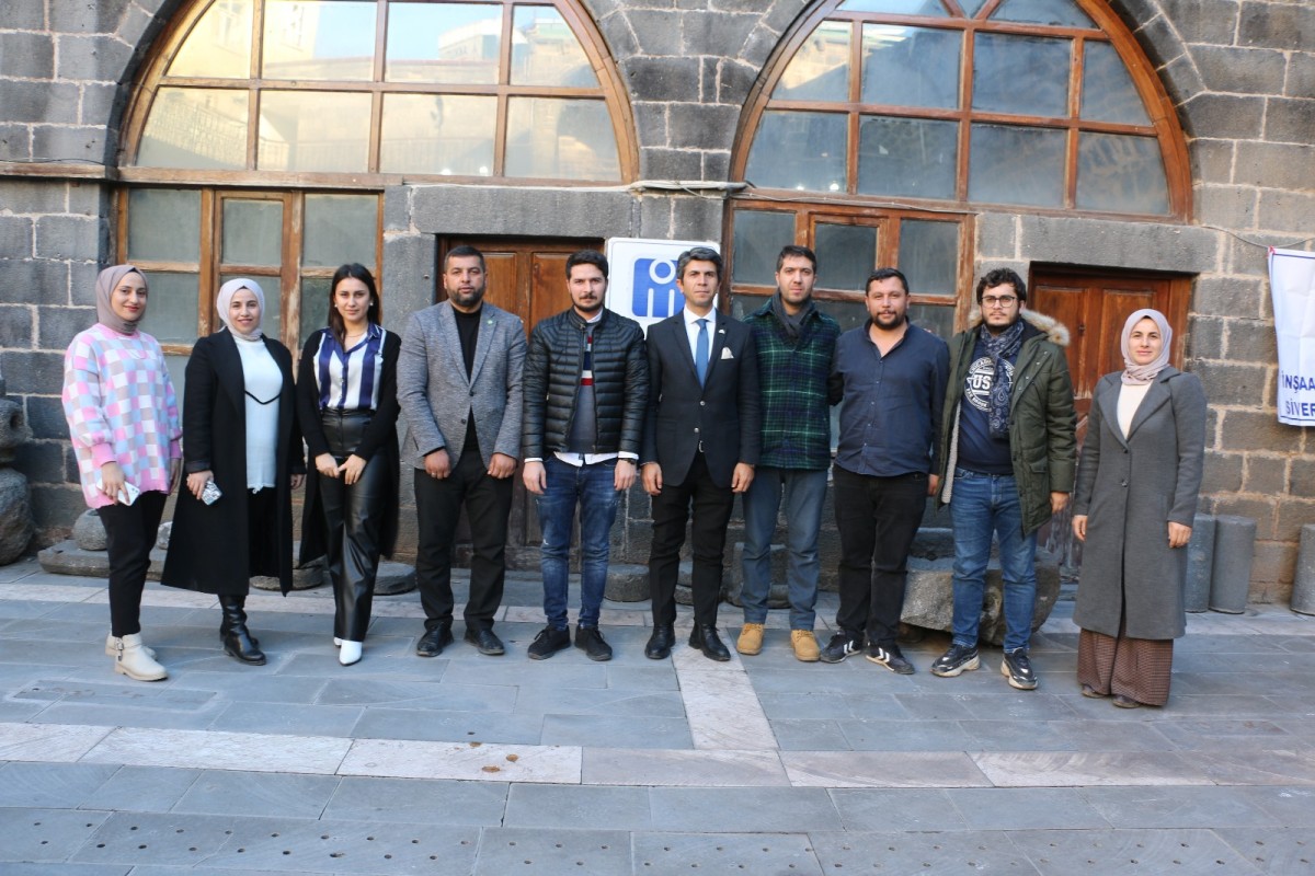 HÜDA PAR Şanlıurfa Büyükşehir Belediye Başkan Adayı Emin Özaslan'dan Siverek'e ziyaret