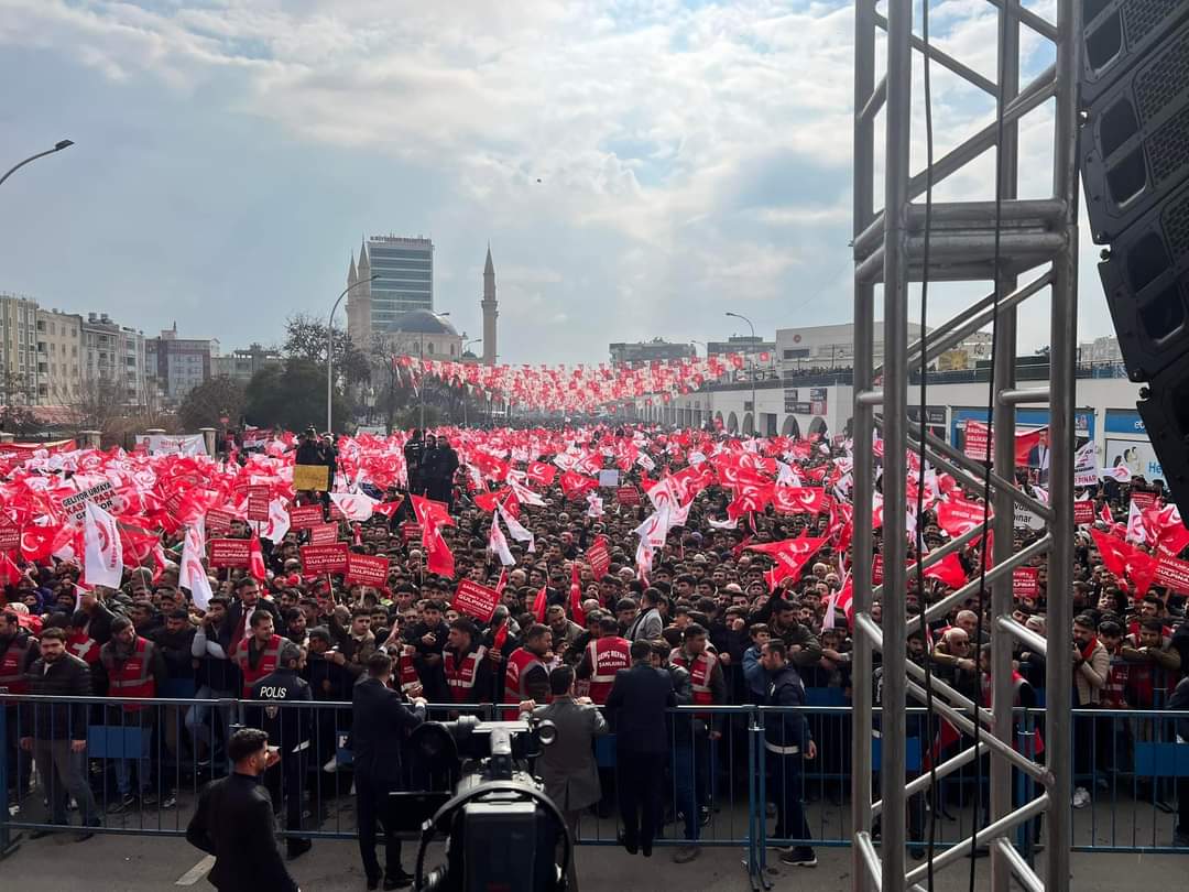 Gülpınar Şanlıurfa’da vatandaşlara seslendi