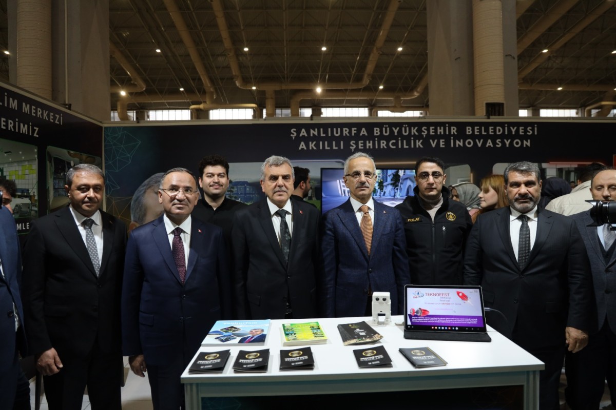 BAKAN URALOĞLU, ŞANLIURFA’DAKİ YOL ÇALIŞMALARINI İNCELEDİ