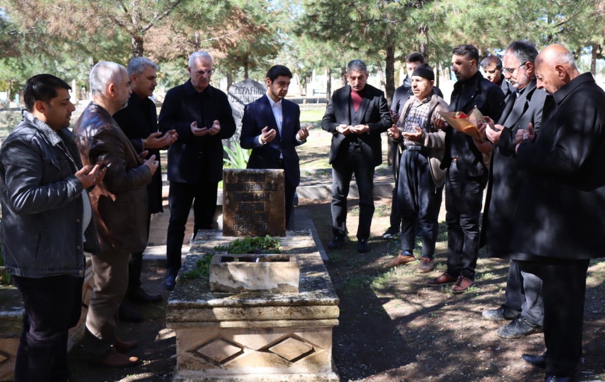 ABDULLAH BALAK KABRİ BAŞINDA DUALARLA ANILDI