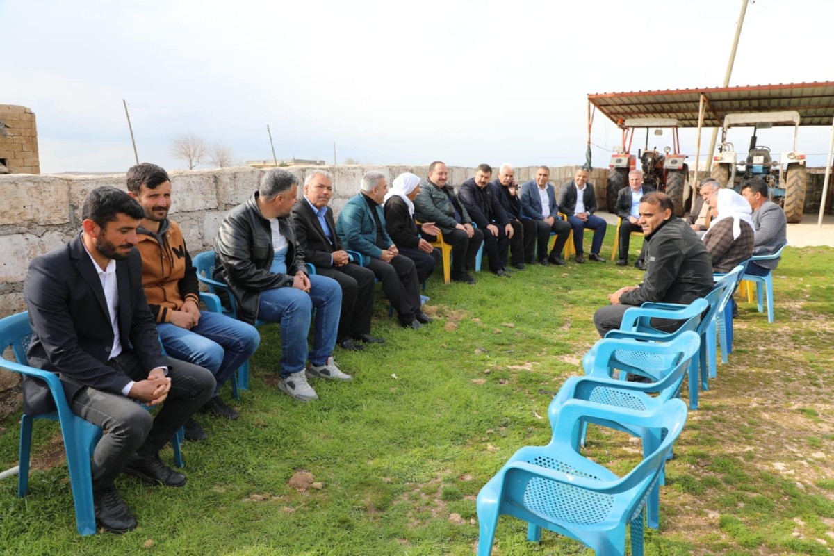 BAŞKAN EKİNCİ HİZMETLERİN DEVAMI İÇİN KIRSAL MAHALLELERDE DESTEK İSTEDİ
