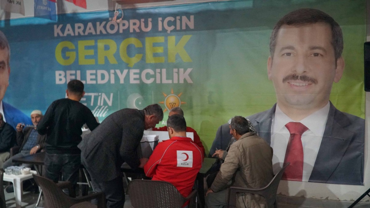 BAŞKAN BAYDİLLİ'NİN SEÇİM OFİSİNDE ÖRNEK UYGULAMA