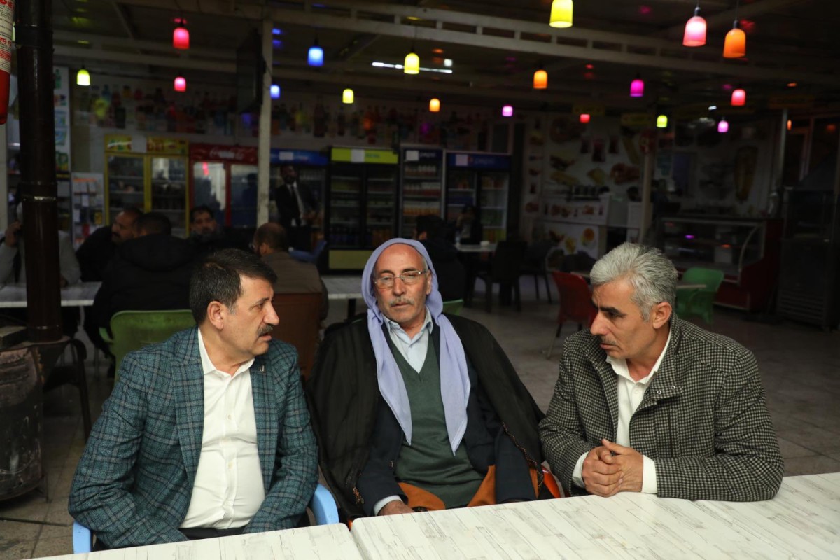 MEHMET EKİNCİ’DEN HASTA VE HASTA YAKINLARINA ZİYARET