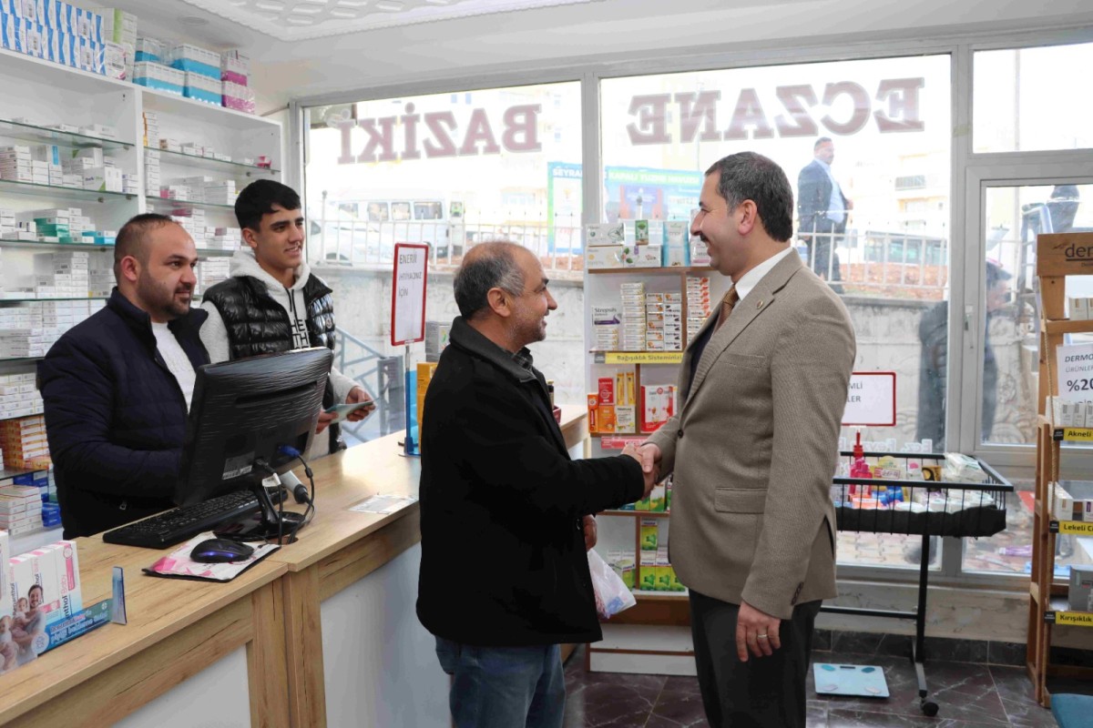 BAŞKAN BAYDİLLİ SEYRANTEPE'DE ESNAF VE VATANDAŞLARDAN DESTEK İSTEDİ