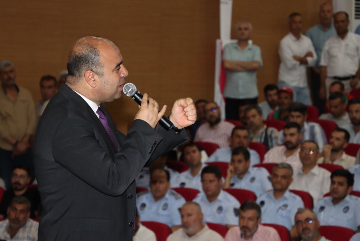 BAŞKAN NİHAT ÇİFTÇİ: TÜM PERSONELİMİZLE BİR AİLE OLARAK İLÇEMİZE HİZMET EDECEĞİZ