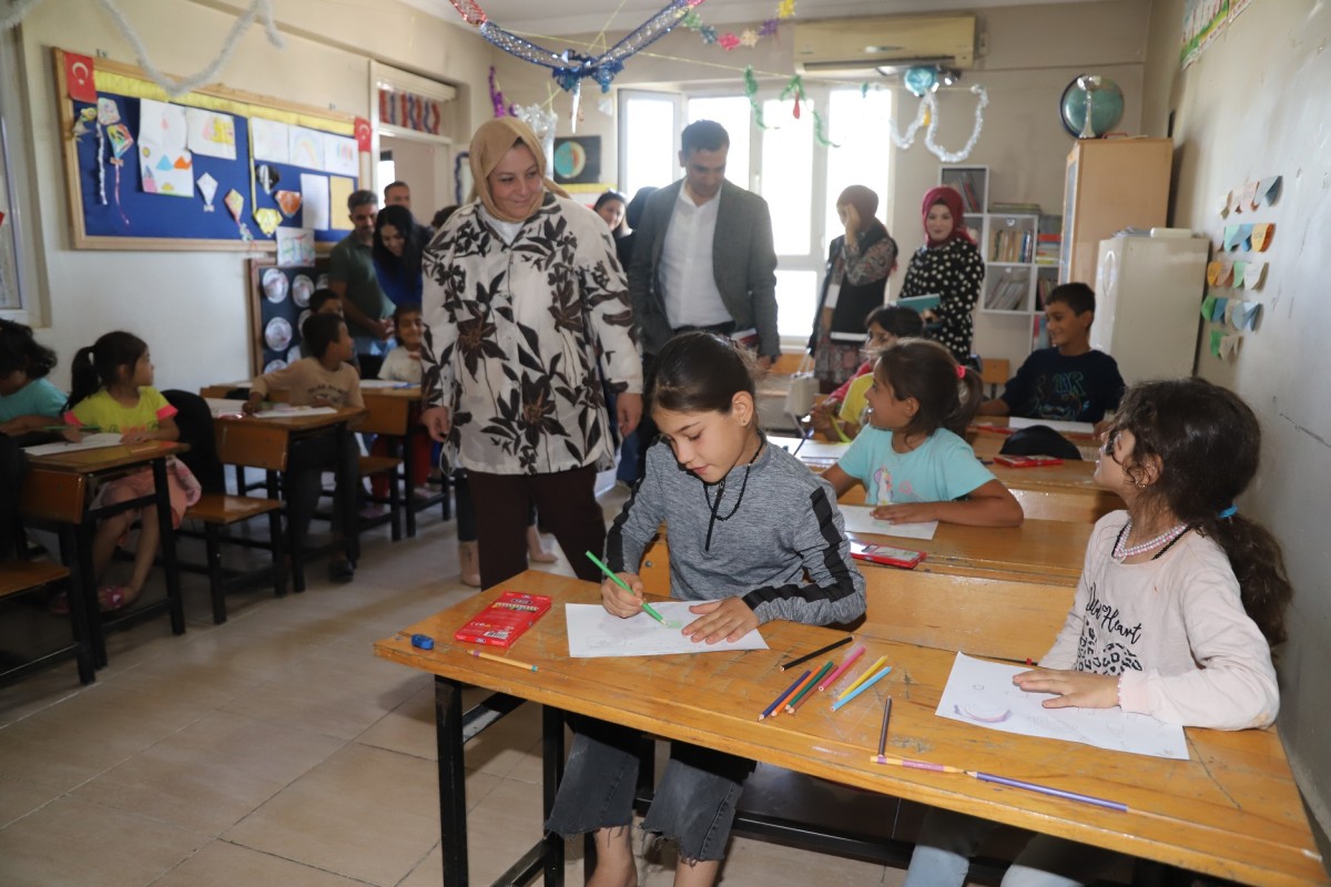 KARAKÖPRÜ BELEDİYESİ’NDEN ÖĞRENCİLERE SOSYAL DESTEK PROJESİ