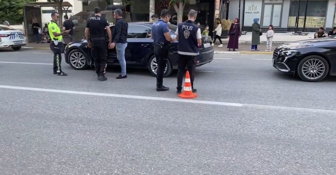 Şanlıurfa’da 12 Şahıs Gözaltına Alındı! 