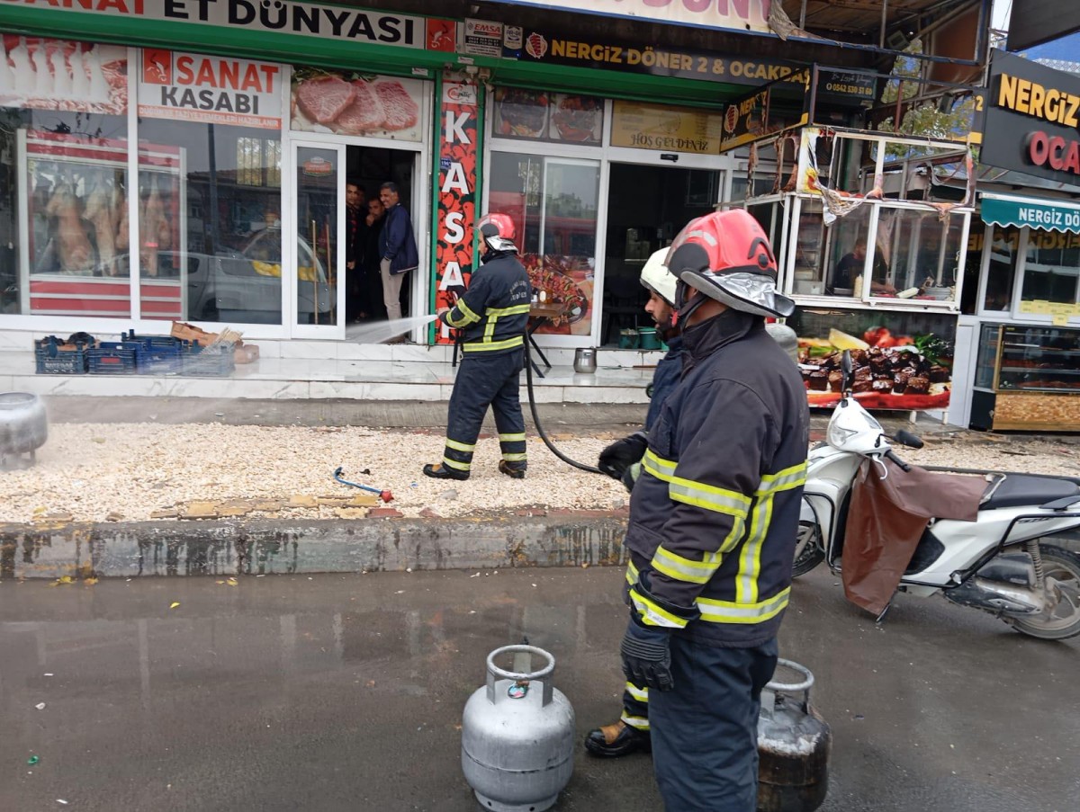 Ocakbaşı Yangını Paniğe Neden Oldu