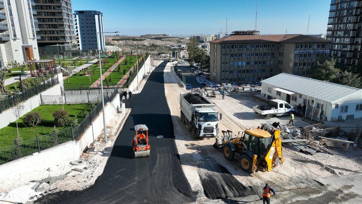 ERTUĞRULGAZİ MAHALLESİ’NDE ASFALT VE YOL ÇALIŞMALARI TAMAMLANDI