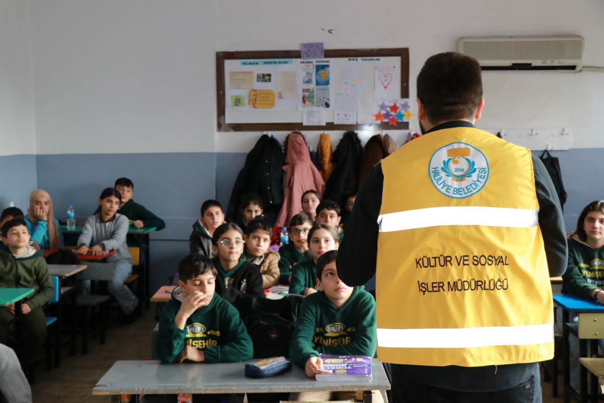 HALİLİYE BELEDİYESİ, ÖĞRENCİLERİN FARKINDALIK EĞİTİMLERİNE ÖNCÜ OLUYOR