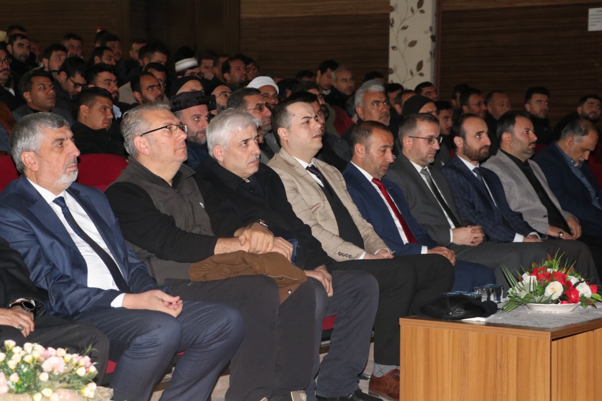 ŞANLIURFA'DA SAPKIN İNANÇLARA KARŞI DİN GÖREVLİLERİ BİLGİLENDİRİLDİ