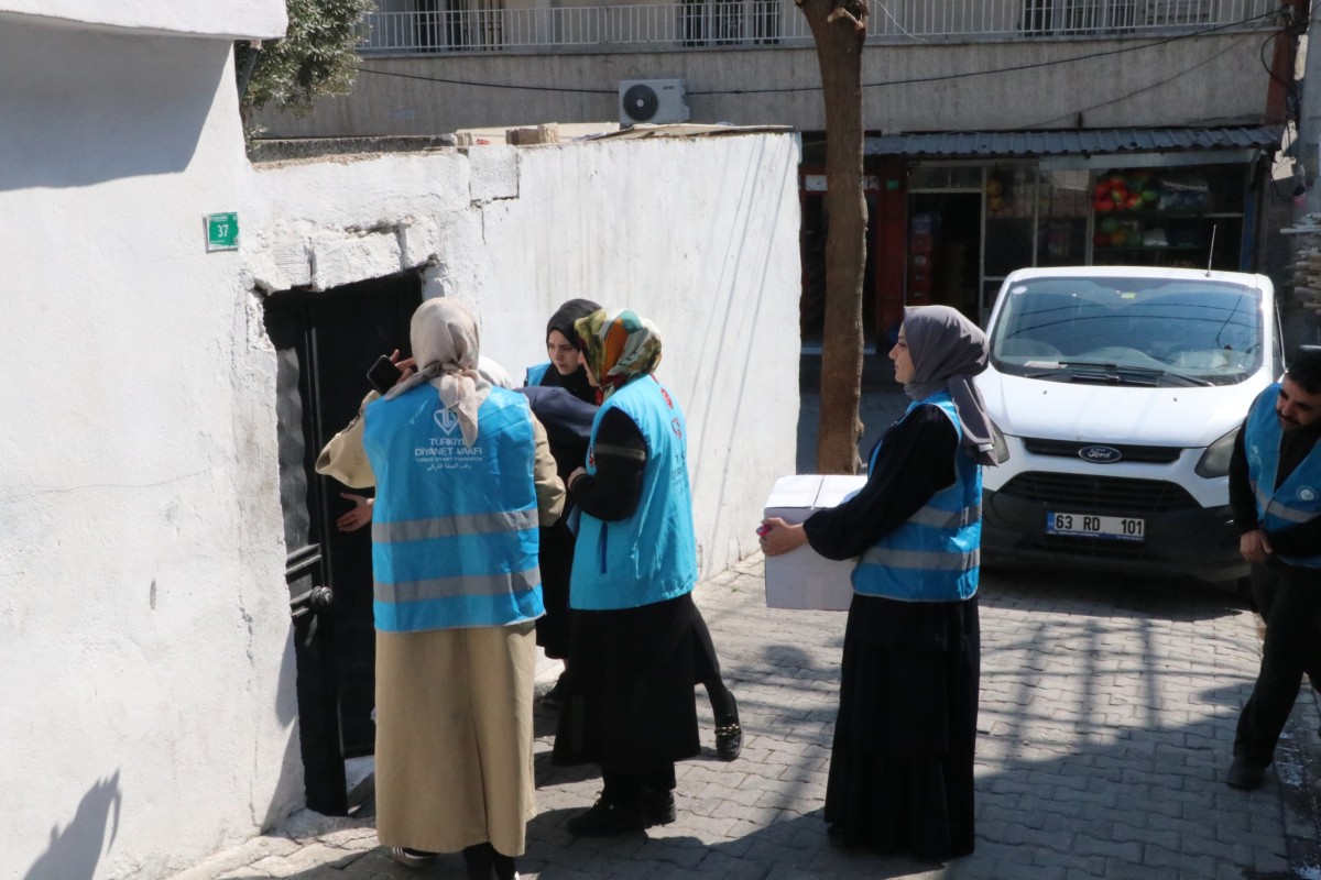 YÜZLERCE İHTİYAÇ SAHİBİ AİLEYE YARDIM ELİ UZATILACAK
