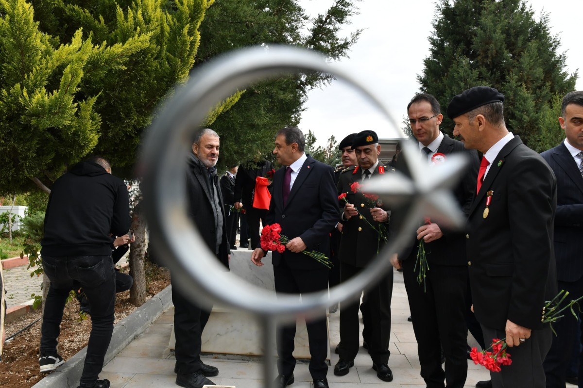 VALİ ŞILDAK, ÇANAKKALE DÜNYA TARİHİNE ALTIN HARFLERLE YAZILMIŞ BİR DESTANDIR