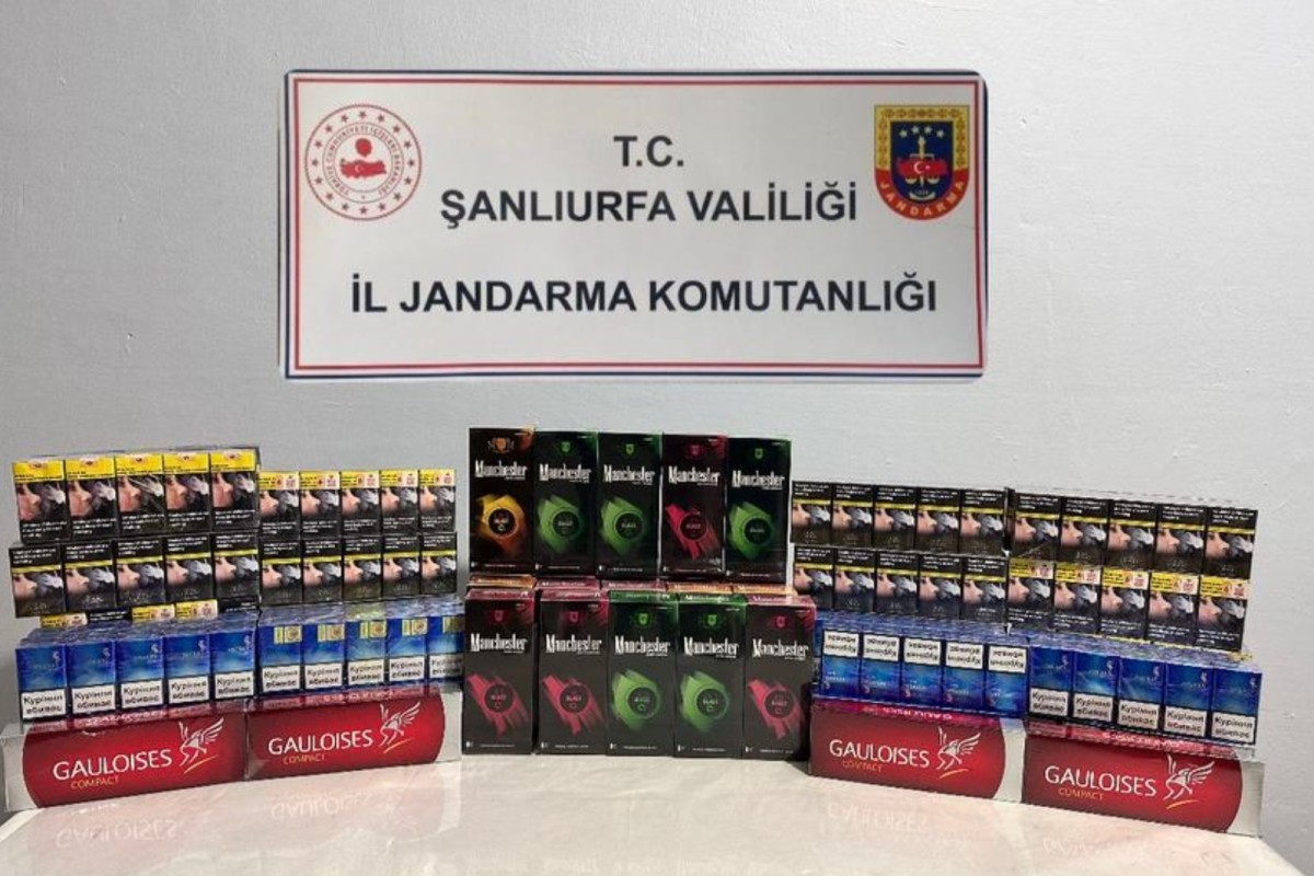 Şanlıurfa'da Tütün ve Alkol Kaçakçılarına Şok Yol Uygulaması: 2.130 Paket Kaçak Sigara Ele Geçirildi