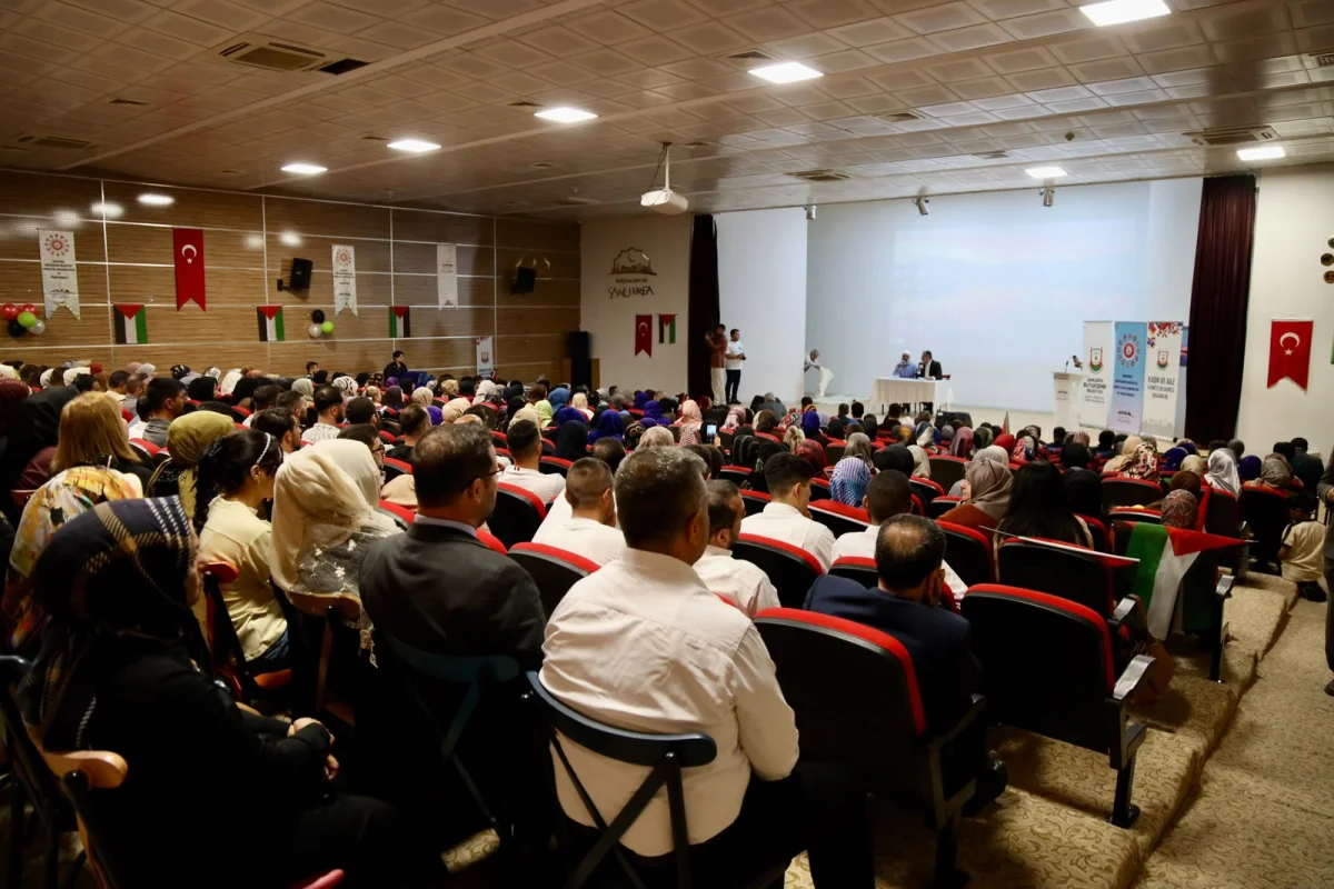 ŞANLIURFA’DA FİLİSTİN ŞEHİTLERİ ANMA PROGRAMI DÜZENLENDİ