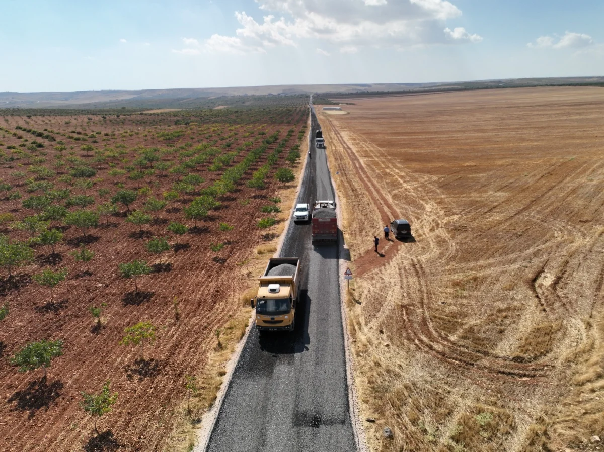 KARAKÖPRÜ KIRSALINDA YOL KONFORU ARTIYOR
