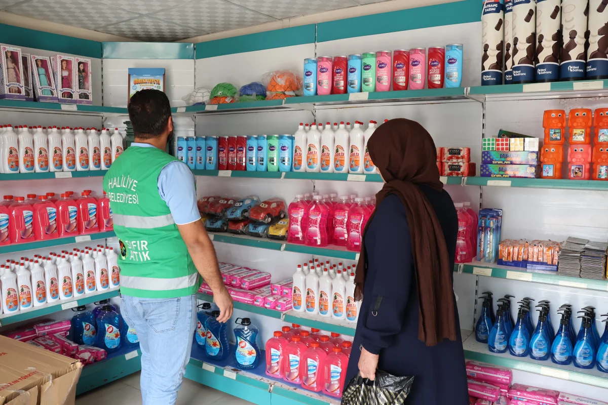 HALİLİYE’DE ATIKLAR DEĞER KAZANIYOR: 6 SIFIR ATIK MARKETİ HİZMET VERİYOR