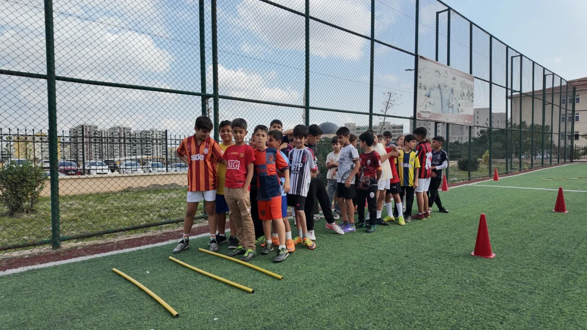 KARAKÖPRÜ’DE ÇOCUKLAR SPORLA GELİŞİYOR