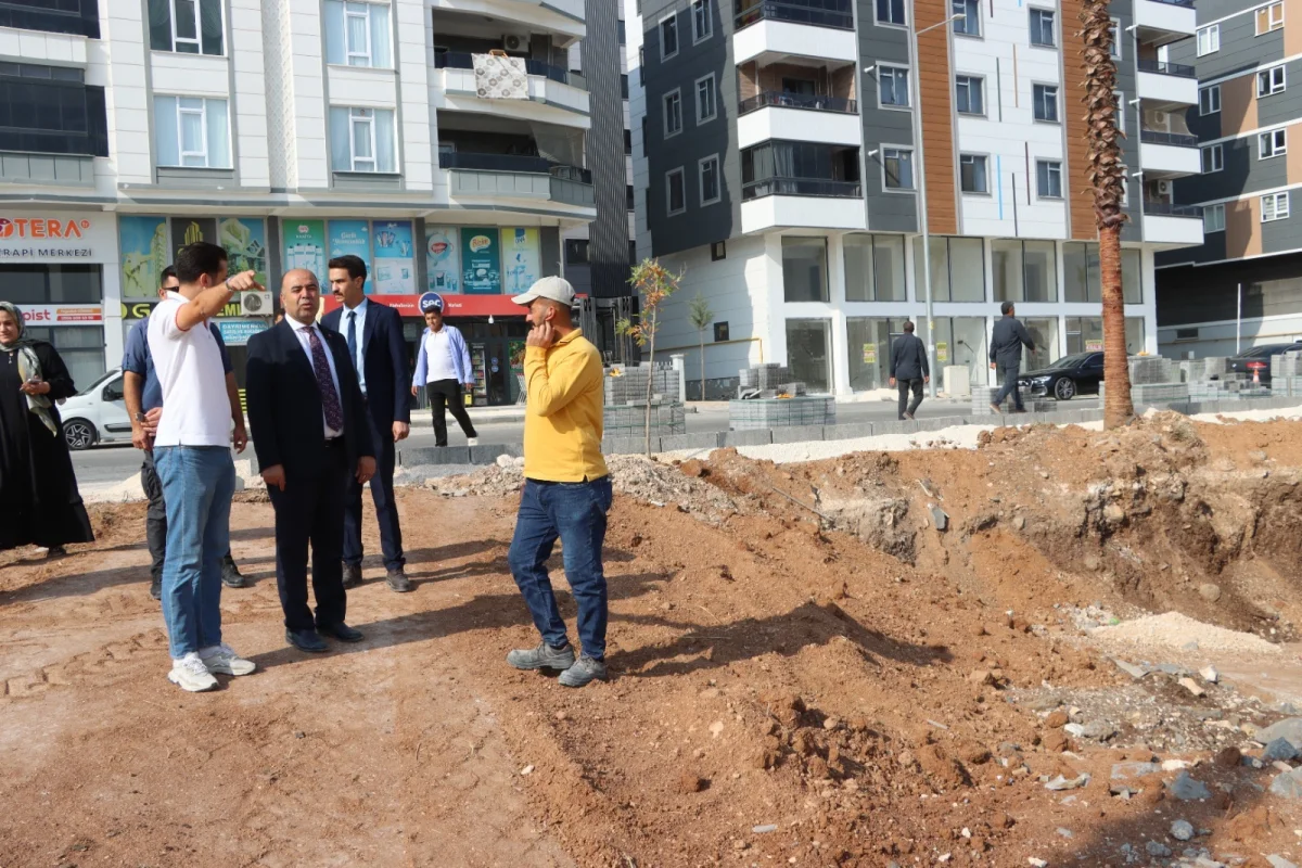 BAŞKAN NİHAT ÇİFTÇİ, MEHMETÇİK SPOR TESİSLERİ’NDEKİ ÇALIŞMALARI İNCELEDİ