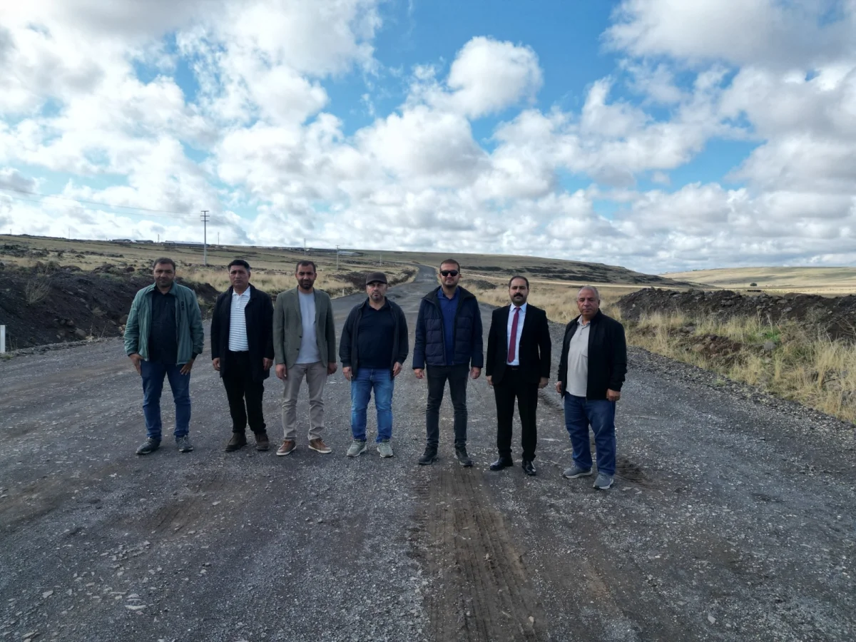 BÜYÜKŞEHİR, SİVEREK OSB’NİN ULAŞIM SORUNUNU ÇÖZÜYOR