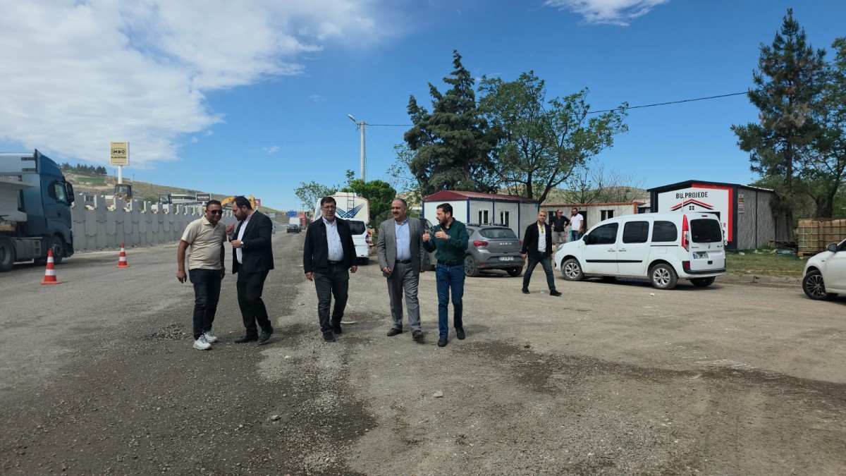 ŞANLIURFA’DA ULAŞIMDA ÇIĞIR AÇACAK PROJE: FARKLI SEVİYELİ KATLI KAVŞAK YAPIM SÜRECİ HIZLA İLERLİYOR