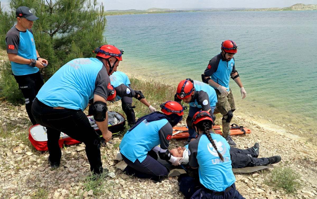 Şanlıurfa’da UMKE Ekiplerinden Nefes Kesen Tatbikat