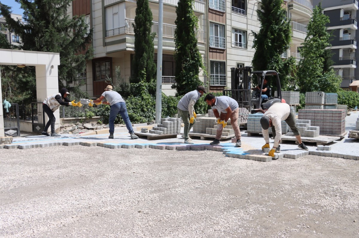 KARAKÖPRÜ’DE PRESTİJ SOKAK ÇALIŞMALARI ARALIKSIZ SÜRÜYOR