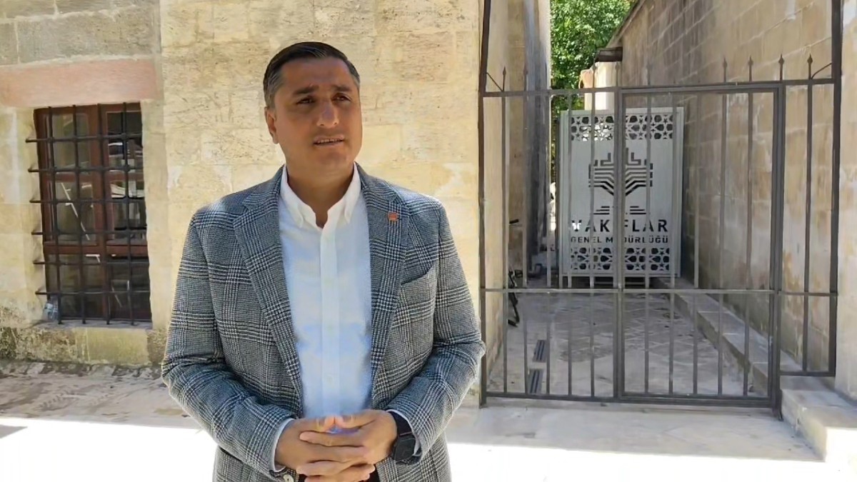 Ferhat Karadağ: Mevlevihane Camii Çevresi Tarihi Kimliğine Yakışır Şekilde Düzenlenmelidir
