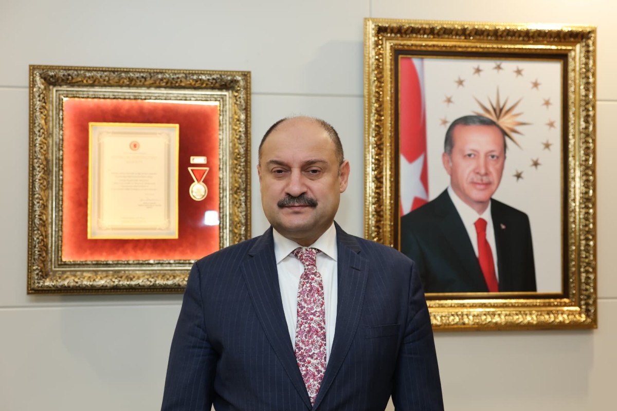 BAŞKAN GÜLPINAR: “ŞANLI ÜNVANI ECDADIMIZIN KAHRAMANLIK MİRASIDIR”