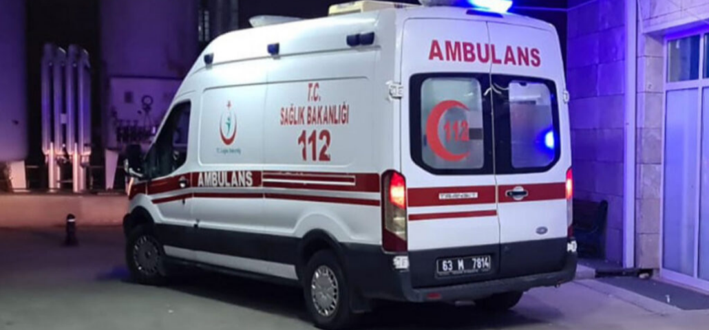 Şanlıurfa'da Balkondan Düşen Minik Çocuk Hastaneye Kaldırıldı