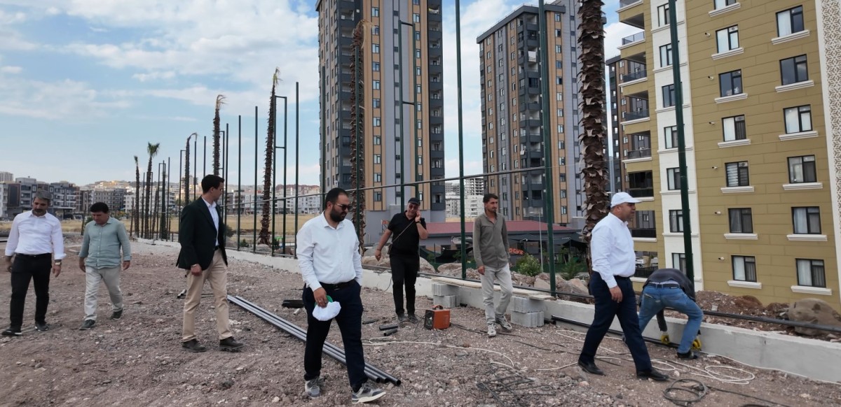 KARAKÖPRÜ'DE GELECEĞİN SPORCULARI İÇİN MODERN TESİS YÜKSELİYOR