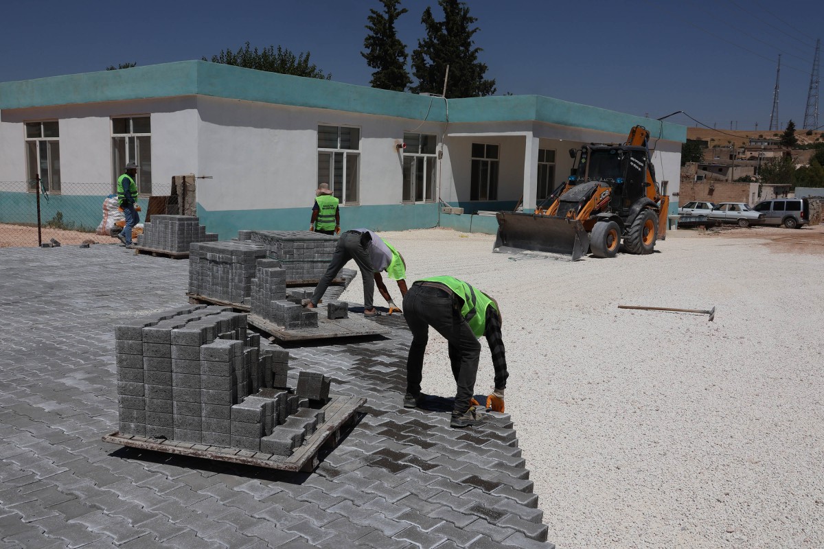 HALİLİYE'DE KIRSAL MAHALLELER PARKE YOLLARLA BULUŞUYOR