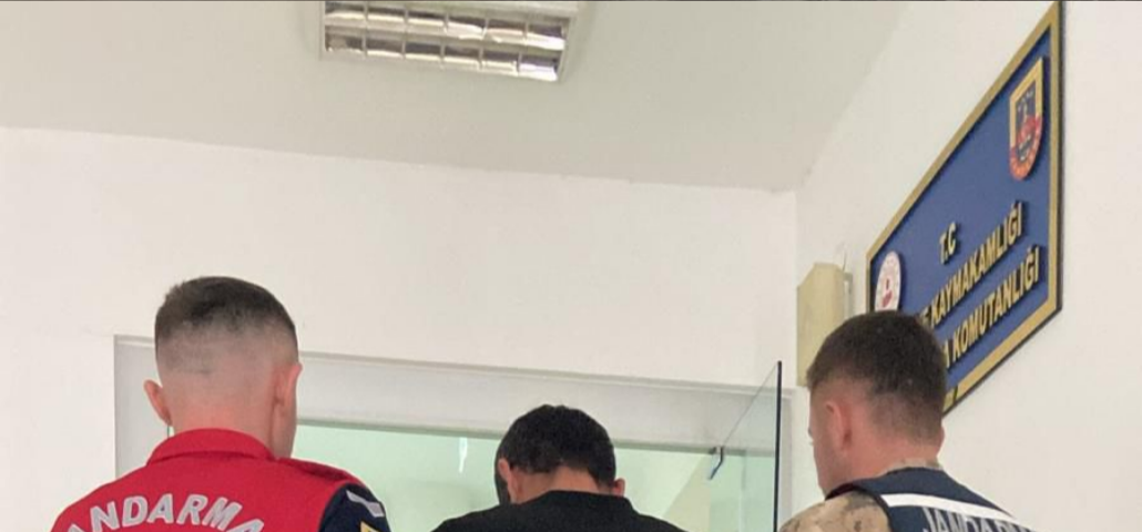 Şanlıurfa’da 6 Yıl 8 Ay Kesinleşmiş Hapis Cezası Bulunan Firari Yakalandı