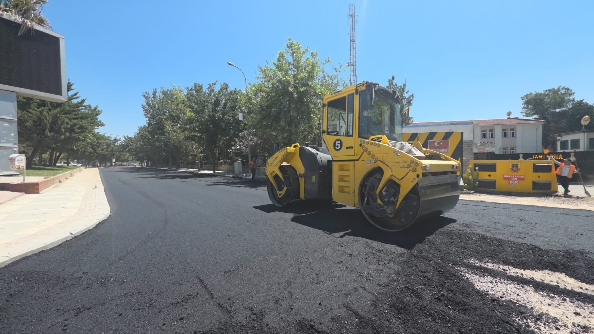 SİVEREK'TE YOLLAR YENİLENİYOR, ULAŞIM KONFORU ARTIYOR
